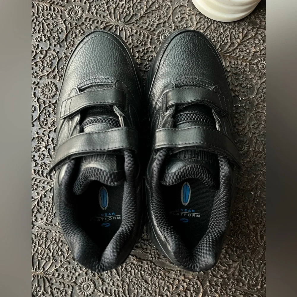 🖤NEW BROOKS ADDICTION WALKER V STRAP WALKING BLACK SHOES 8.5 2E 8.5 EXTRA WIDE - Picture 10 of 11